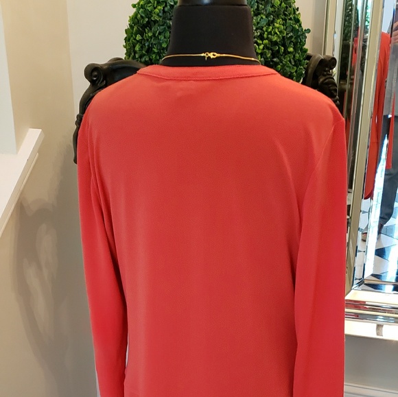 Top - Picture 2 of 3